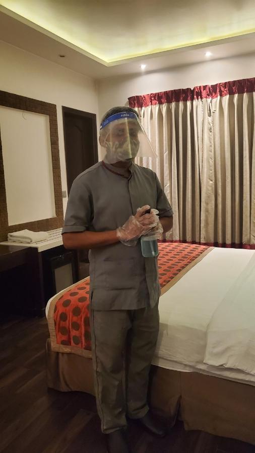 Grand Godwin - Complimentary Airport Pickup -near Ndls Railway Stn New Delhi