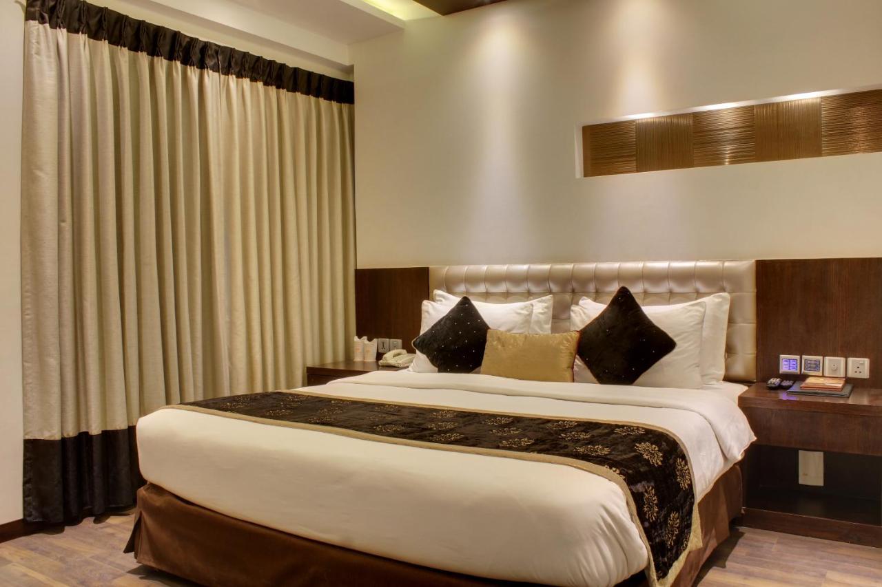 Grand Godwin - Complimentary Airport Pickup -near Ndls Railway Stn New Delhi